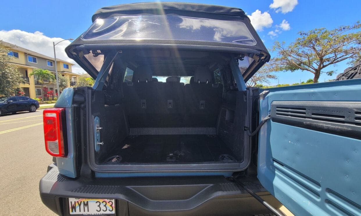Car Image 18